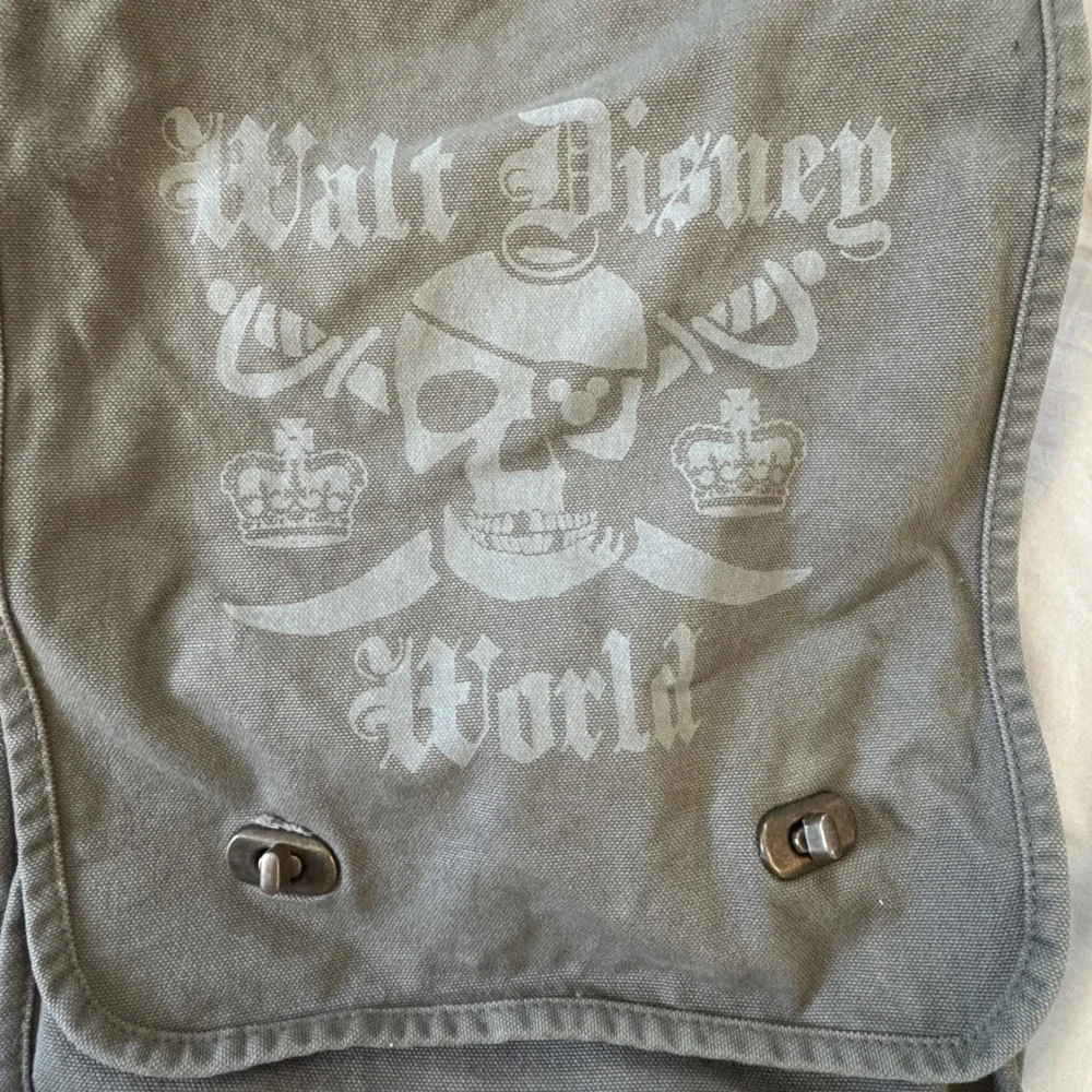 Vtg Walt Disney World Pirates Caribbean‎ Canvas Messenger Bag Green Crossbody